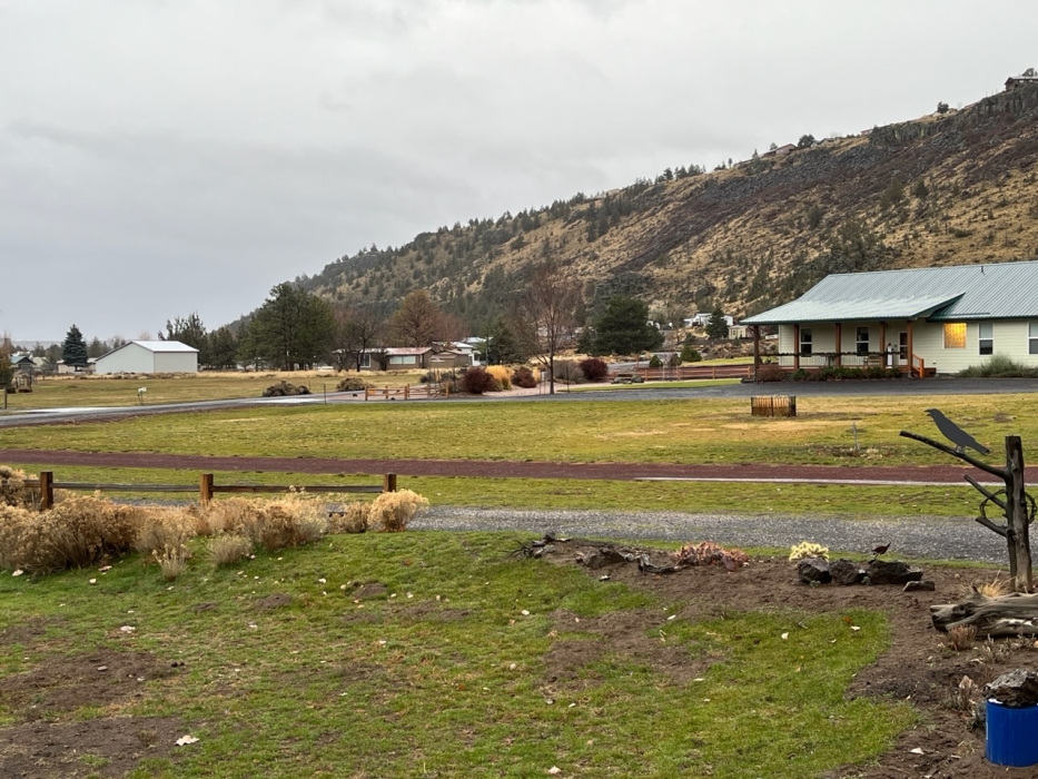 Forecast: Hi 53 Lo 39 Cloudy/Rain
HRV 8