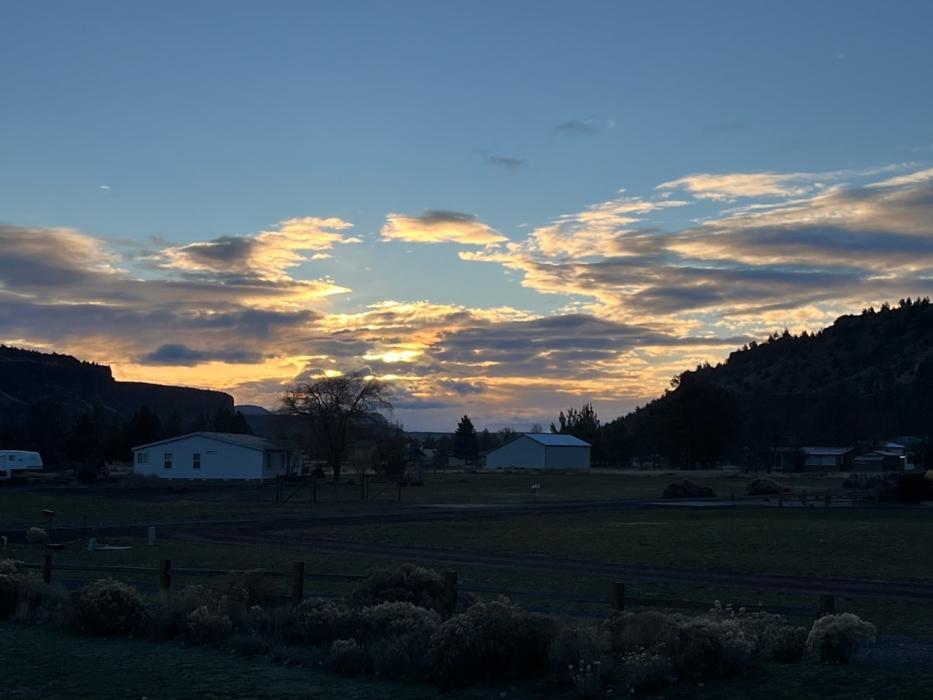 Forecast: Hi 41 Lo 27 Mostly Cloudy
HRV 6