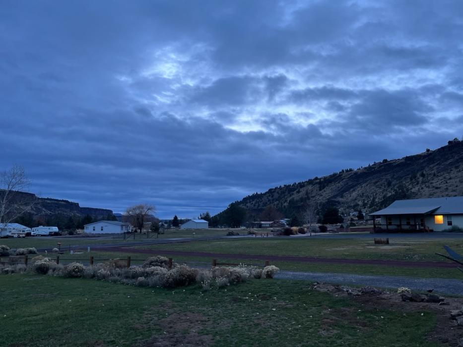 Forecast:  Hi 49 Lo 43 Cloudy/Rain
HRV 5