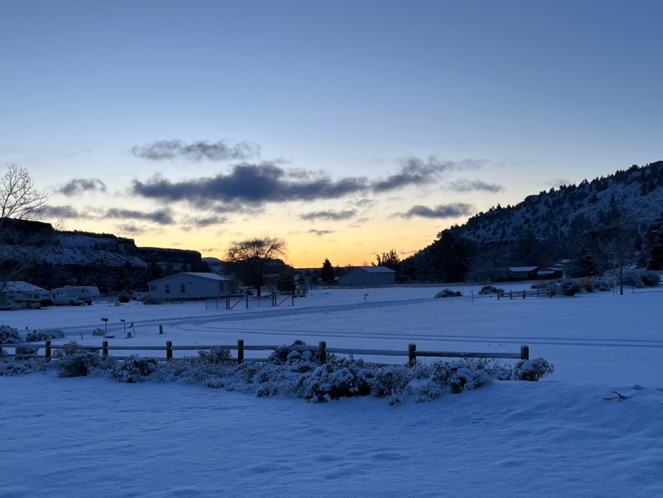 Forecast: Hi 34 Lo 25 Partly Cloudy